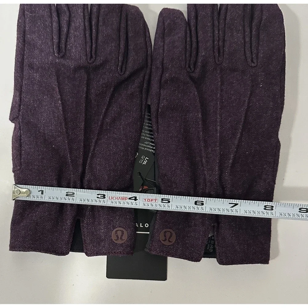 Women's Lululemon CITY KEEPER GLOVES - NWT Size -‎ L/XL Maroon Wool